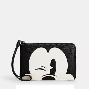 Disney x Coach Corner Zip Wristlet with Wink Mickey Mouse CN041